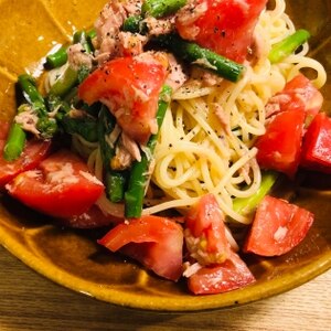 アスパラとトマトの冷製パスタ